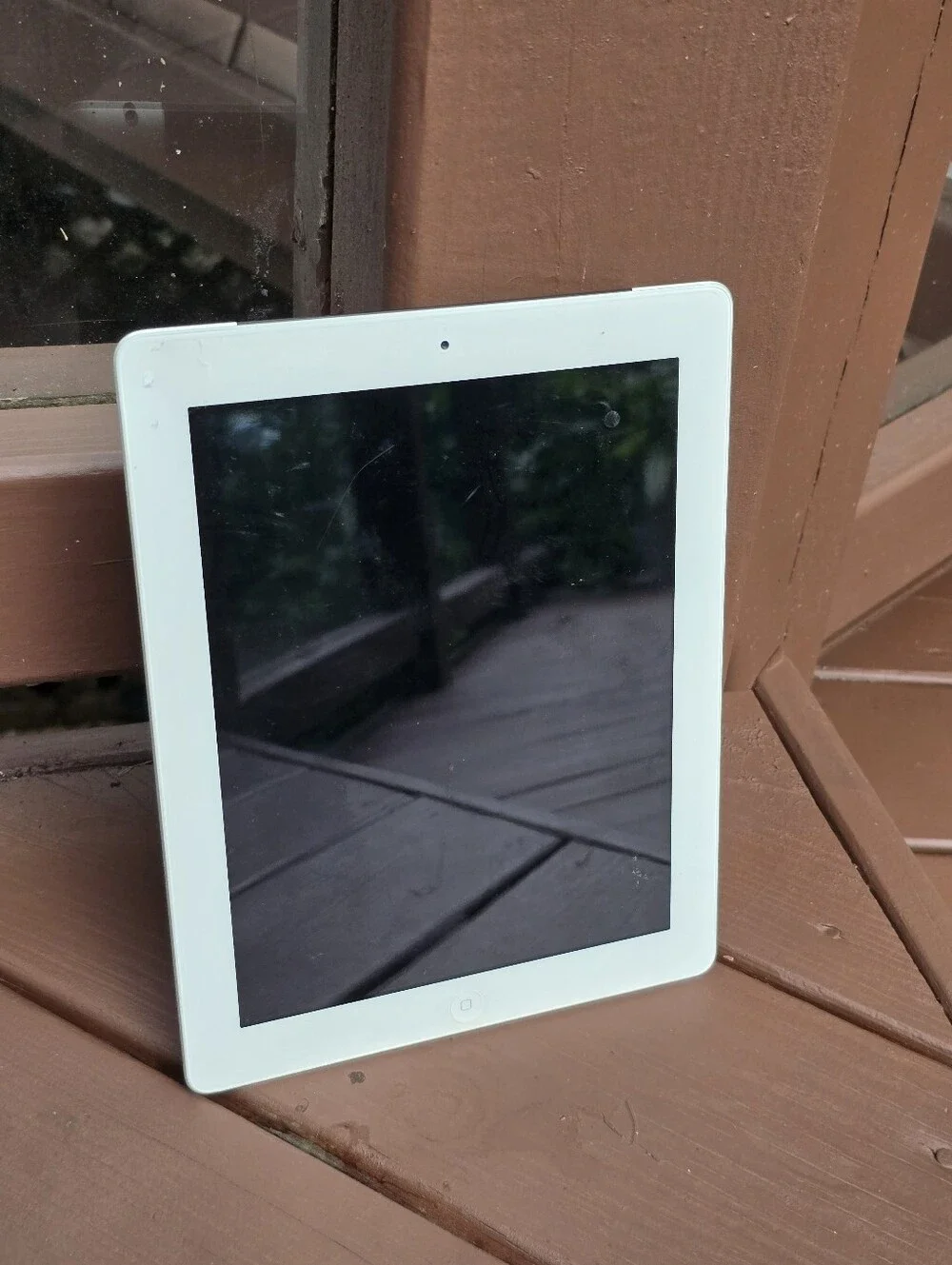 Apple iPad 3rd Gen A1459 32GB Wi-Fi + Cellular Ready to Activate Powers On